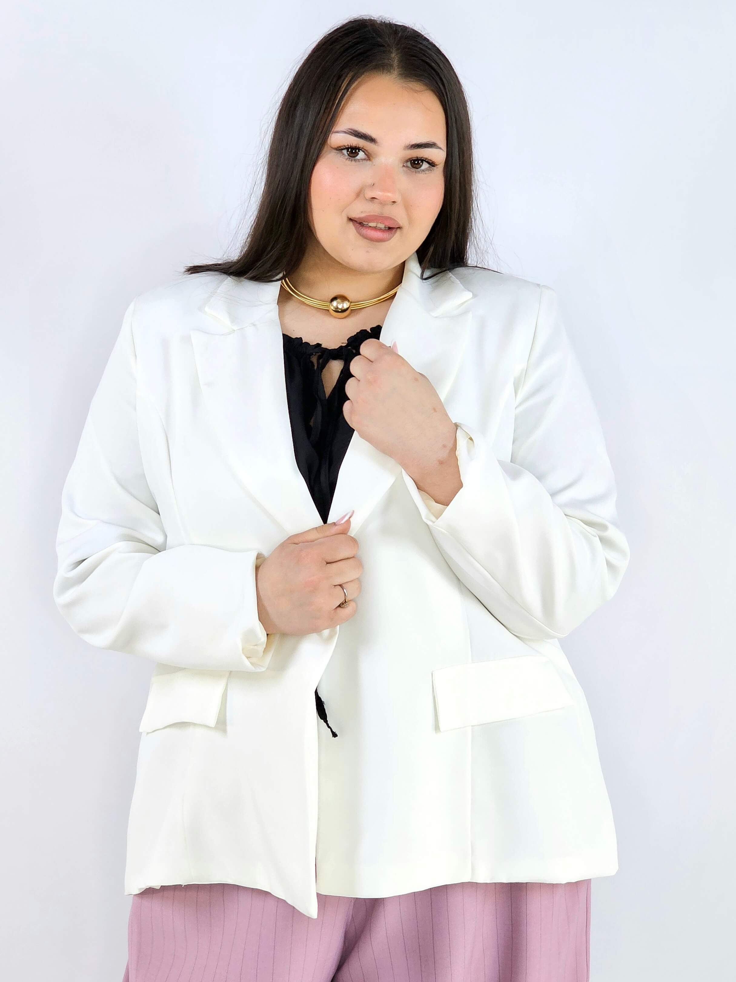 Marynarka plus size z wiązaniem elegancka dopasowana i kobieca Stylowa XL