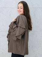 brązowa bluzka z falbanami plus size Stylowa XL – bok