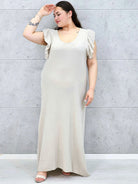 Muślinowa sukienka plus size z falbankami – subtelność i lekkość w letnim wydaniu Stylowa XL