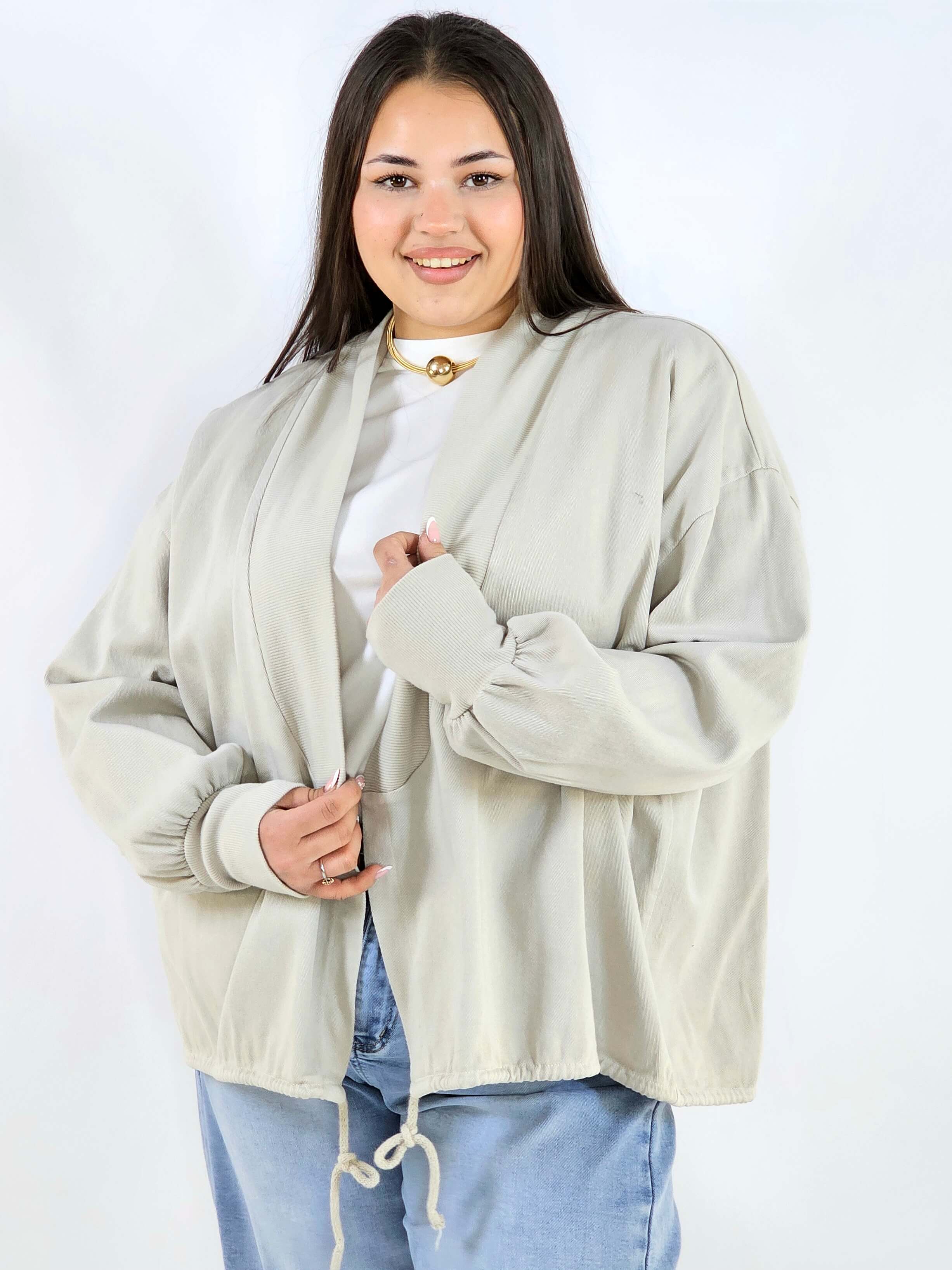 Narzutka plus size lekka oversize wiązana wygodna i stylowa Stylowa XL