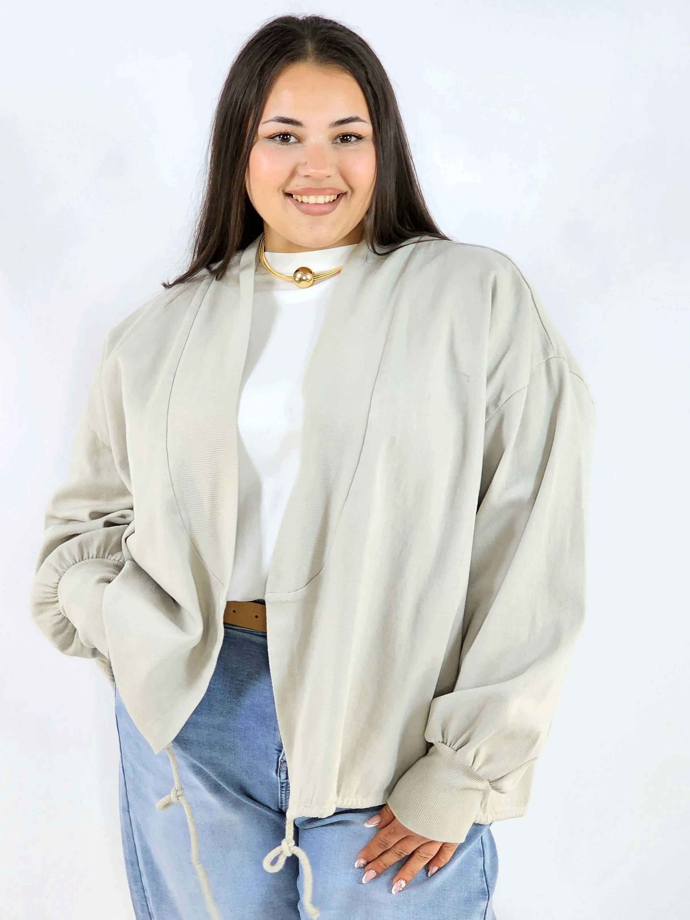 Narzutka plus size lekka oversize wiązana wygodna i stylowa Stylowa XL