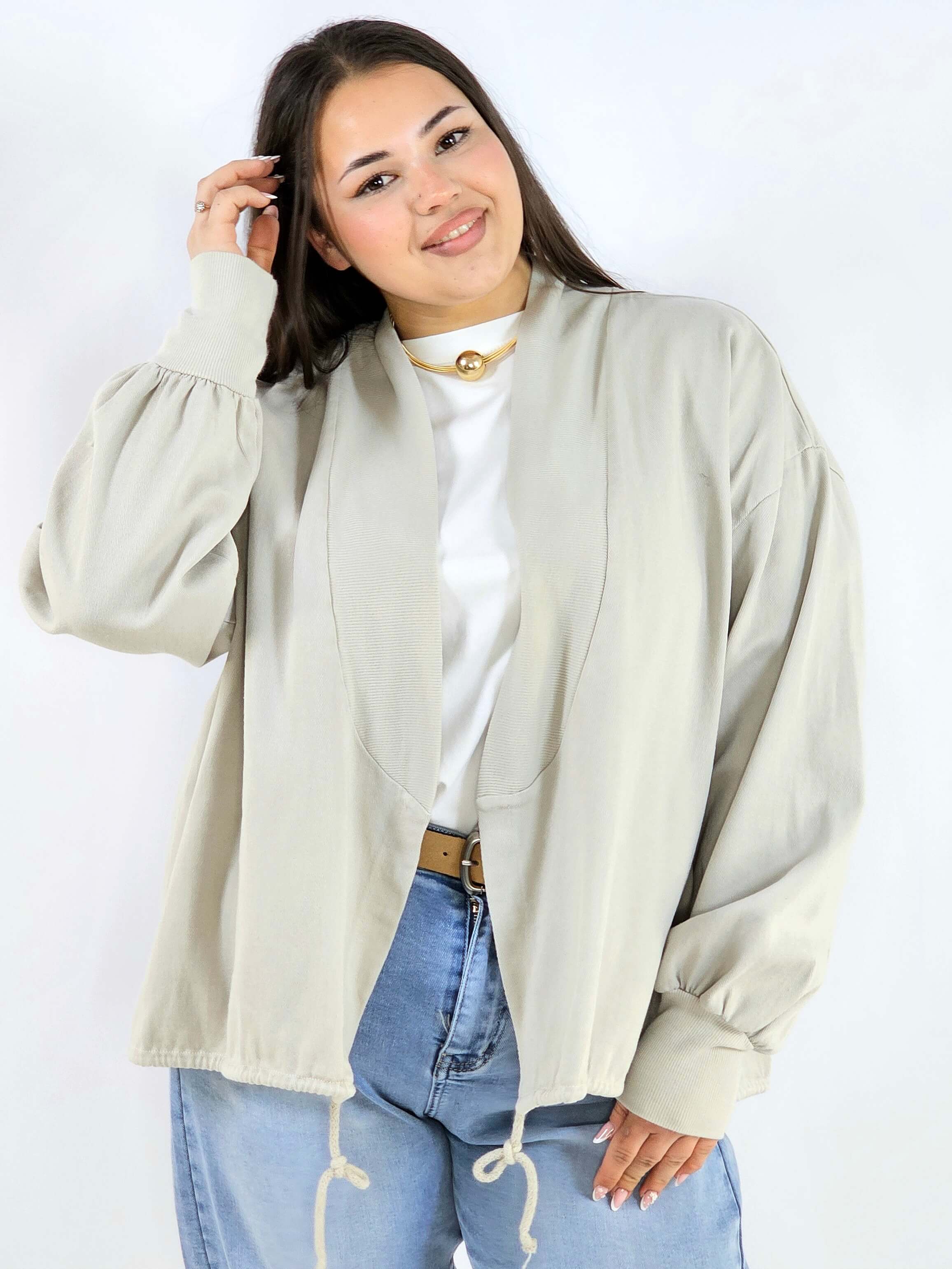 Narzutka plus size lekka oversize wiązana wygodna i stylowa Stylowa XL