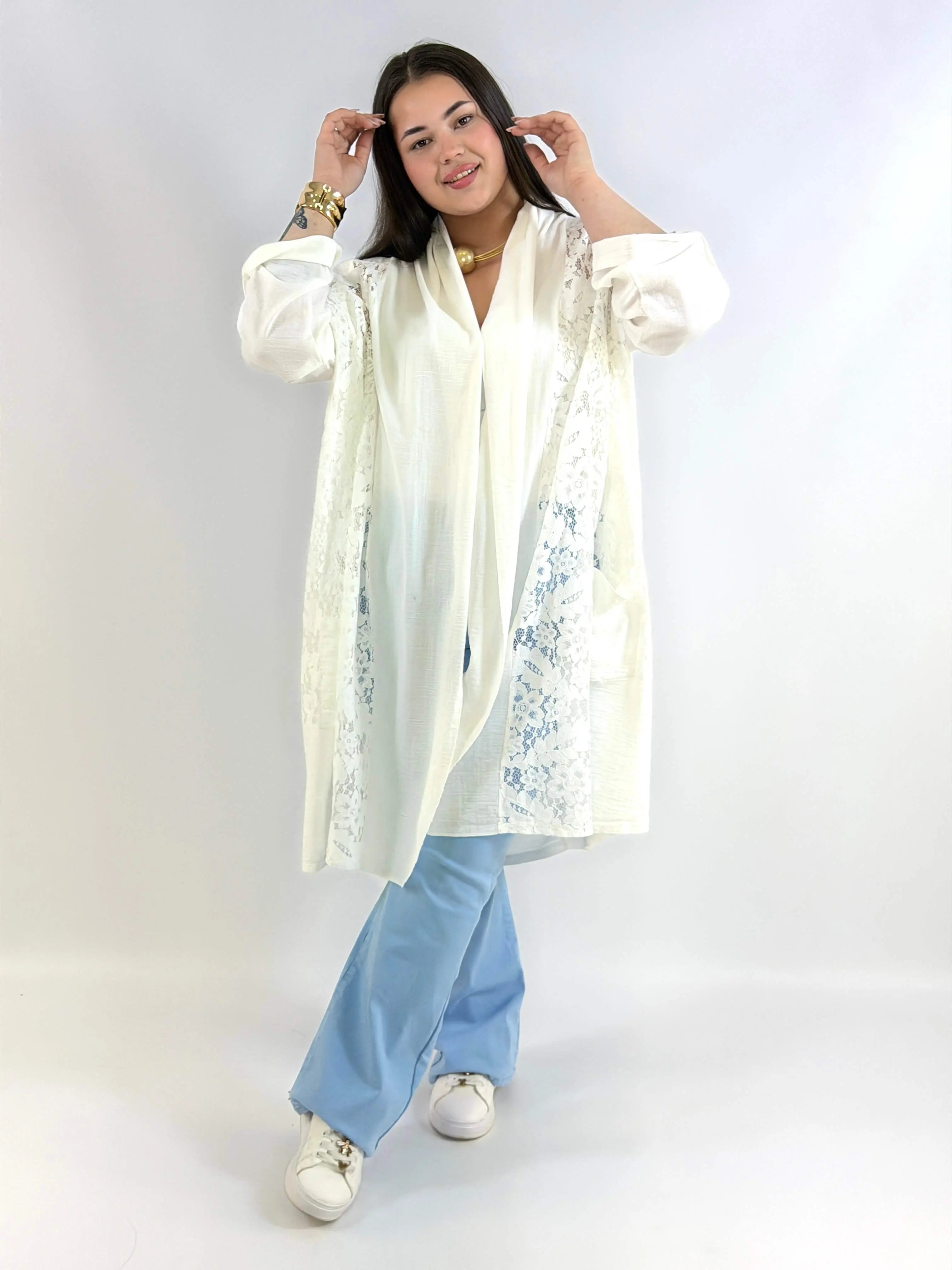 Narzutka plus size lniana z koronką – lekka narzutka XXL w eleganckim stylu Stylowa XL