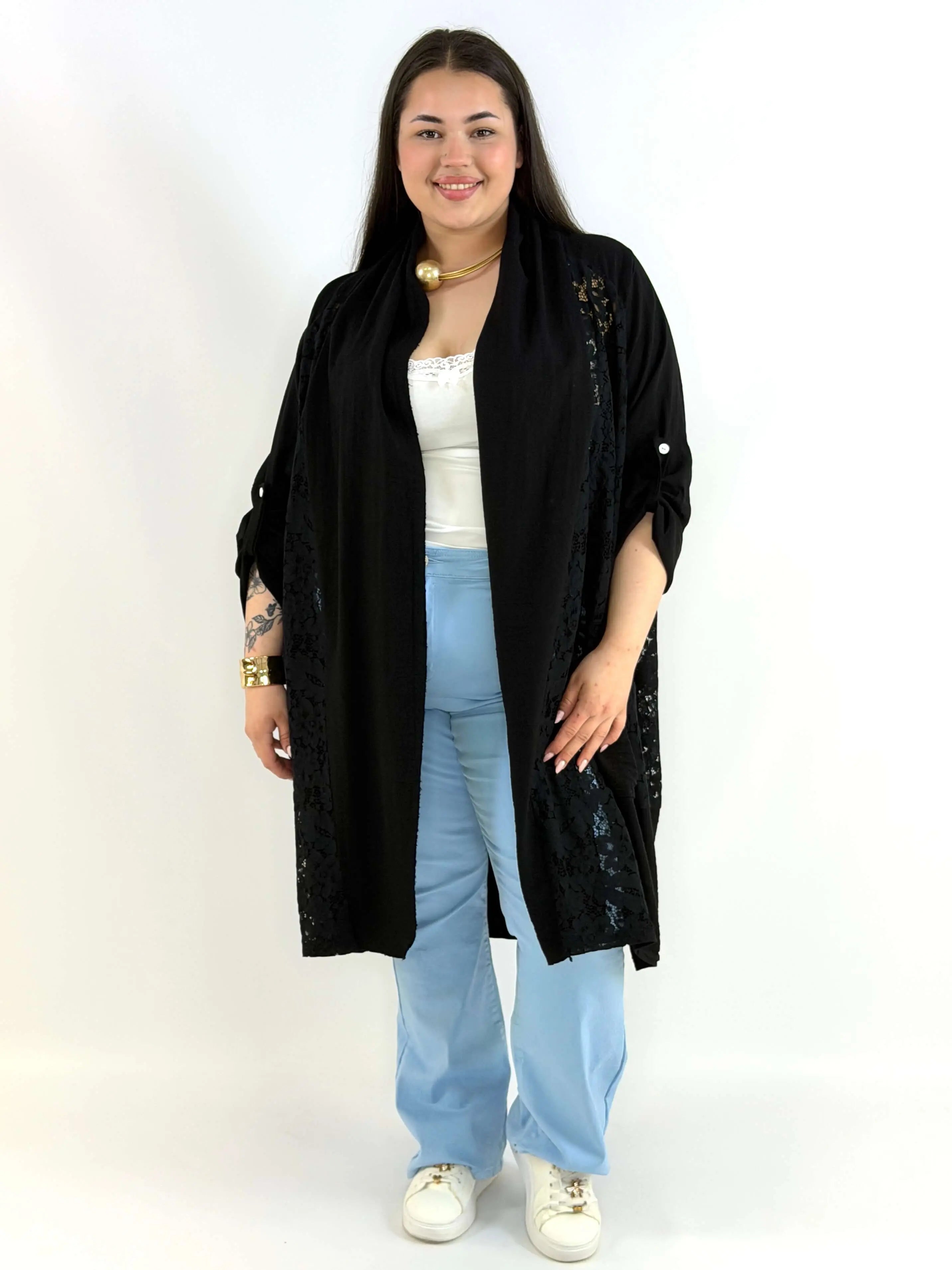 Narzutka plus size lniana z koronką – lekka narzutka XXL w eleganckim stylu Stylowa XL