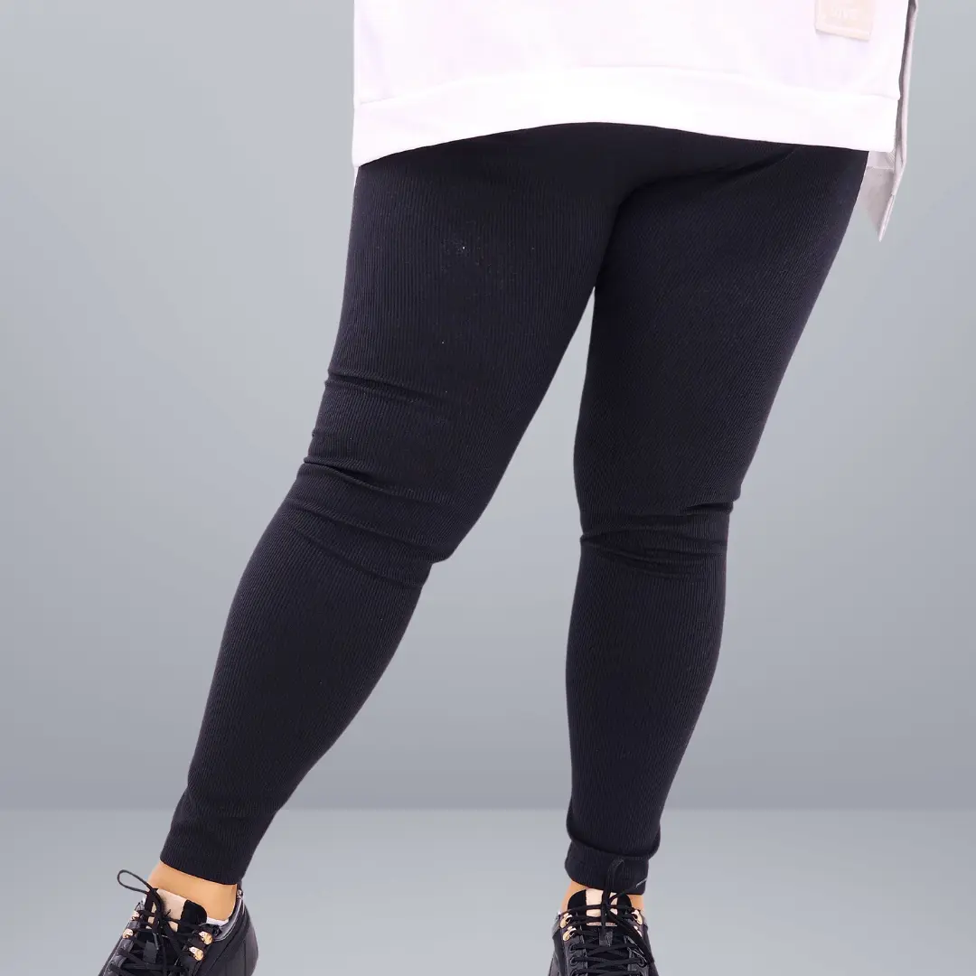 Ocieplane legginsy – komfort i styl na chłodniejsze dni Stylowa XL