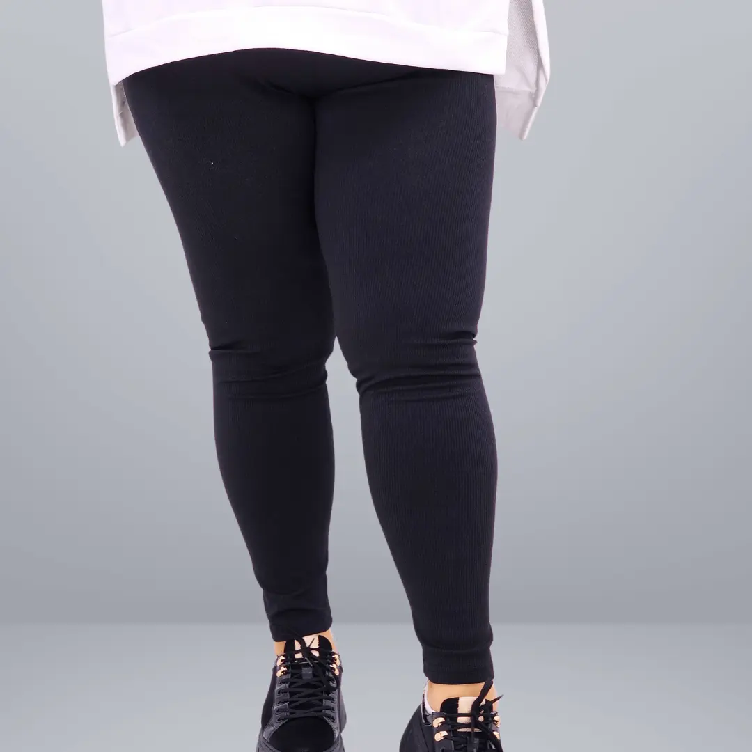 Ocieplane legginsy – komfort i styl na chłodniejsze dni Stylowa XL