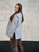 Oversize marynarka plus size – nowoczesna elegancja i stylowy komfort Stylowa XL