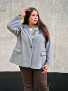 Oversize marynarka plus size – nowoczesna elegancja i stylowy komfort Stylowa XL