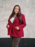 Oversize marynarka plus size – nowoczesna elegancja i stylowy komfort Stylowa XL