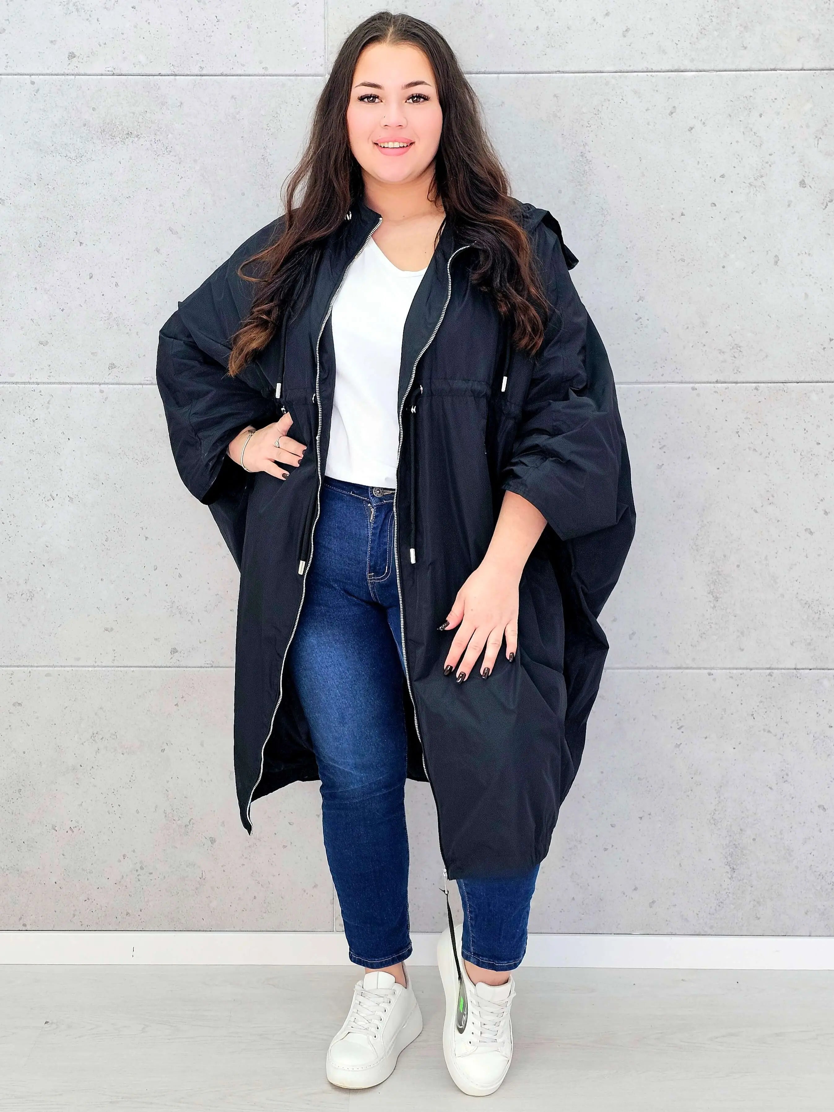 Parka oversize – lekkość, styl i swoboda w modzie plus size Stylowa XL