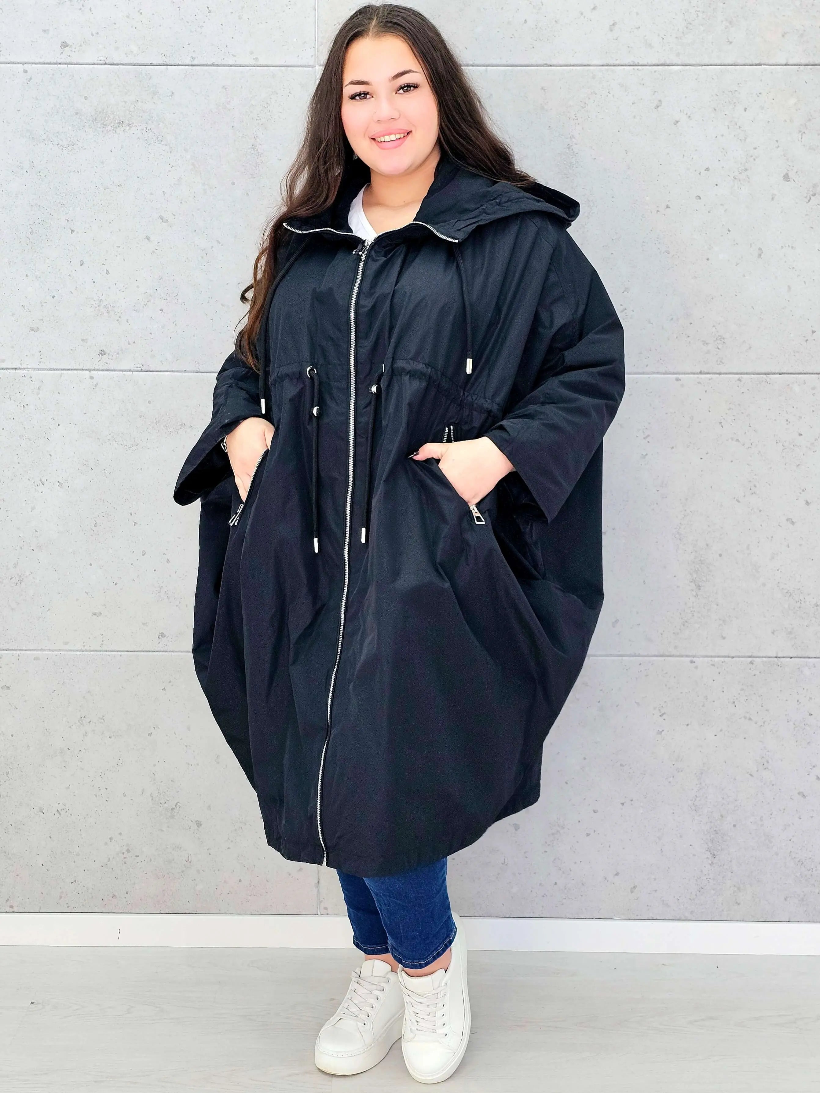 Parka oversize – lekkość, styl i swoboda w modzie plus size Stylowa XL