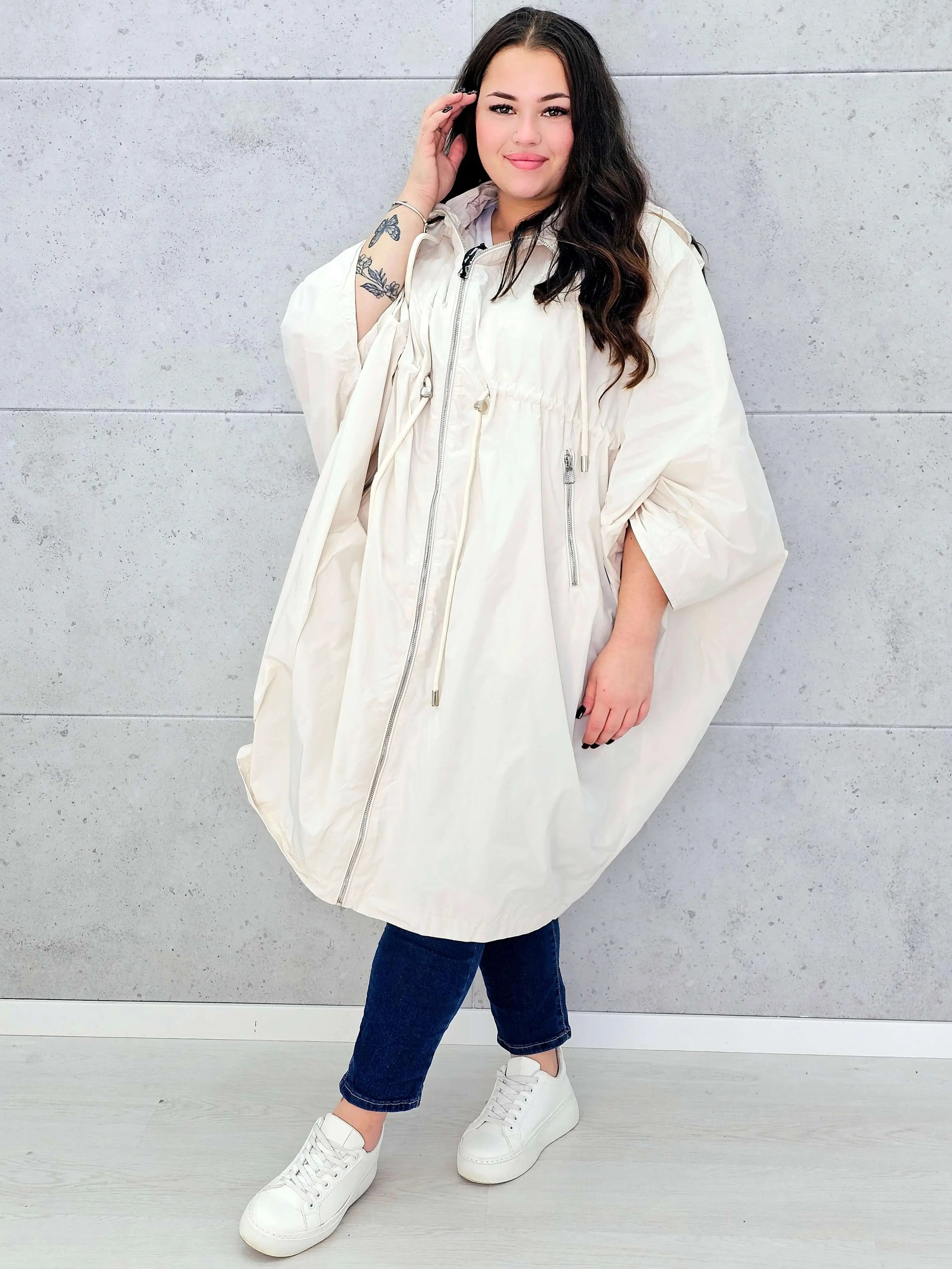 Parka oversize – lekkość, styl i swoboda w modzie plus size Stylowa XL