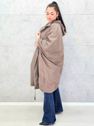 Parka oversize – lekkość, styl i swoboda w modzie plus size Stylowa XL