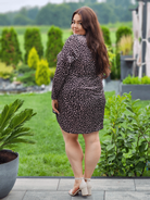 Piękna mini , dekolt kopertowy Stylowa XL