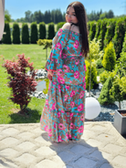 Piękny model sukienki z wzorem po całości Stylowa XL