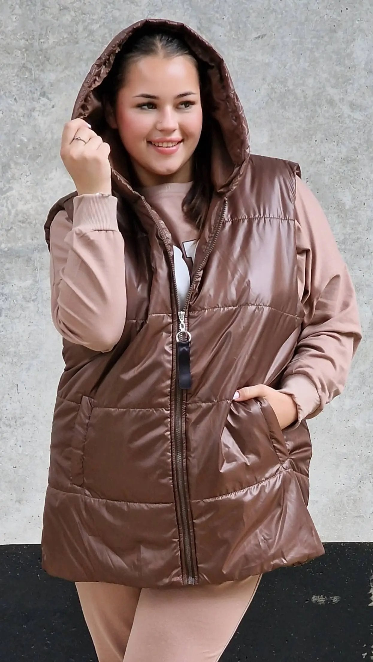 Pikowana kamizelka z kapturem Stylowa XL