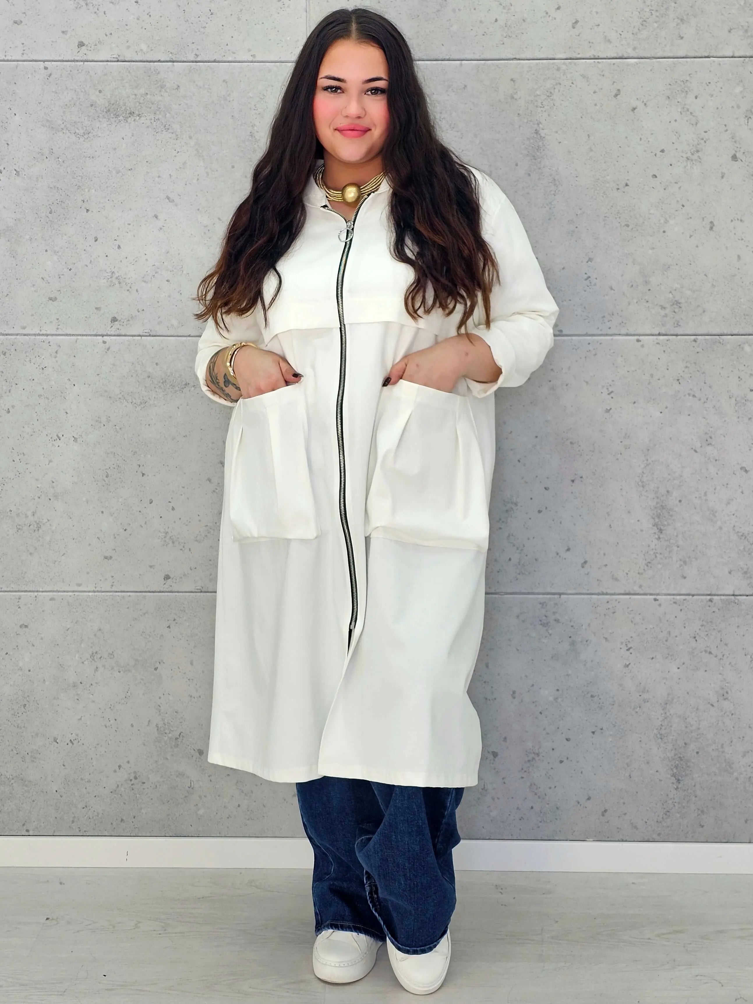 Płaszcz plus size StylowaXL – styl, komfort i kobieca elegancja - Stylowa XL