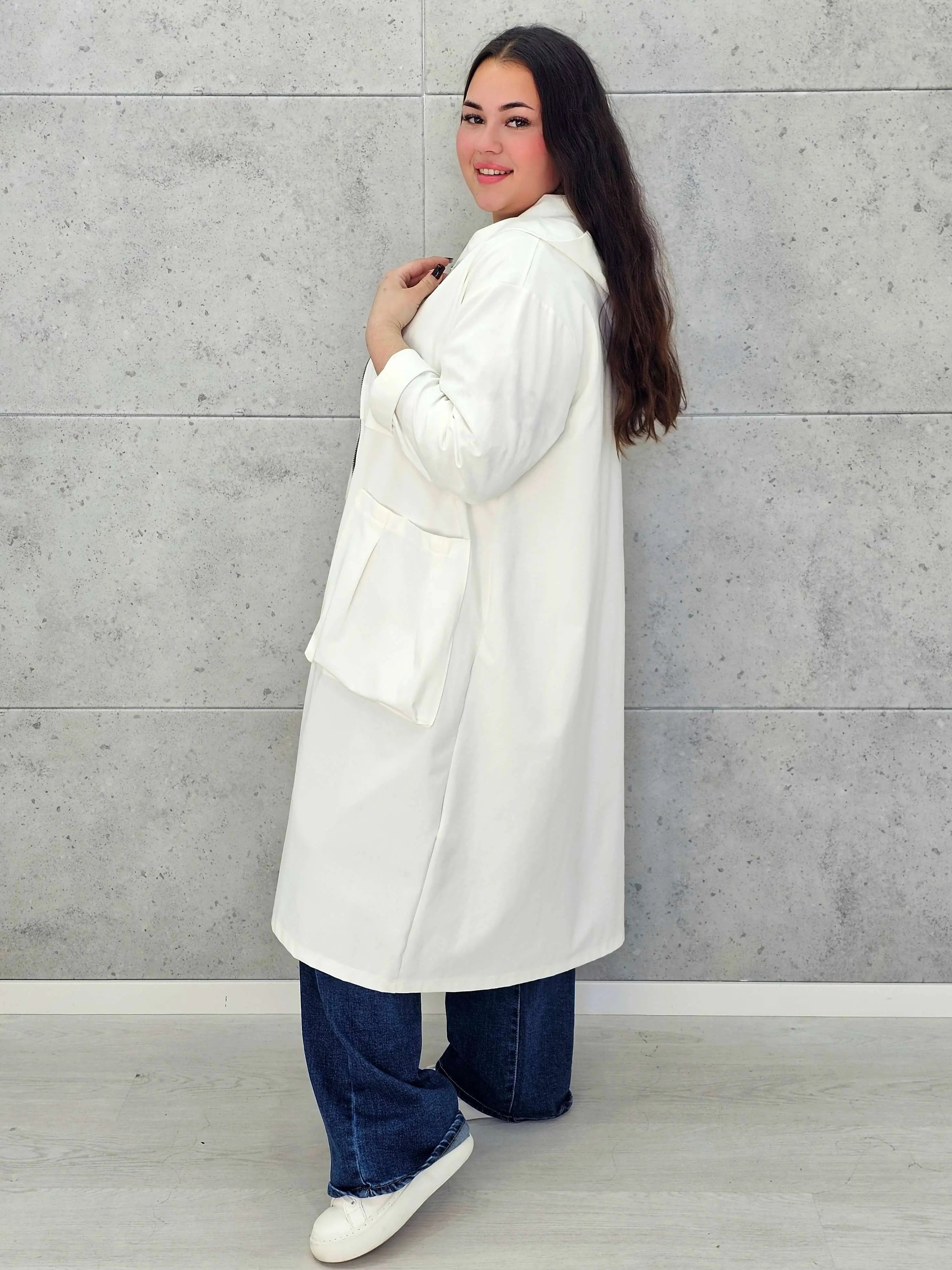 Płaszcz plus size StylowaXL – styl, komfort i kobieca elegancja - Stylowa XL