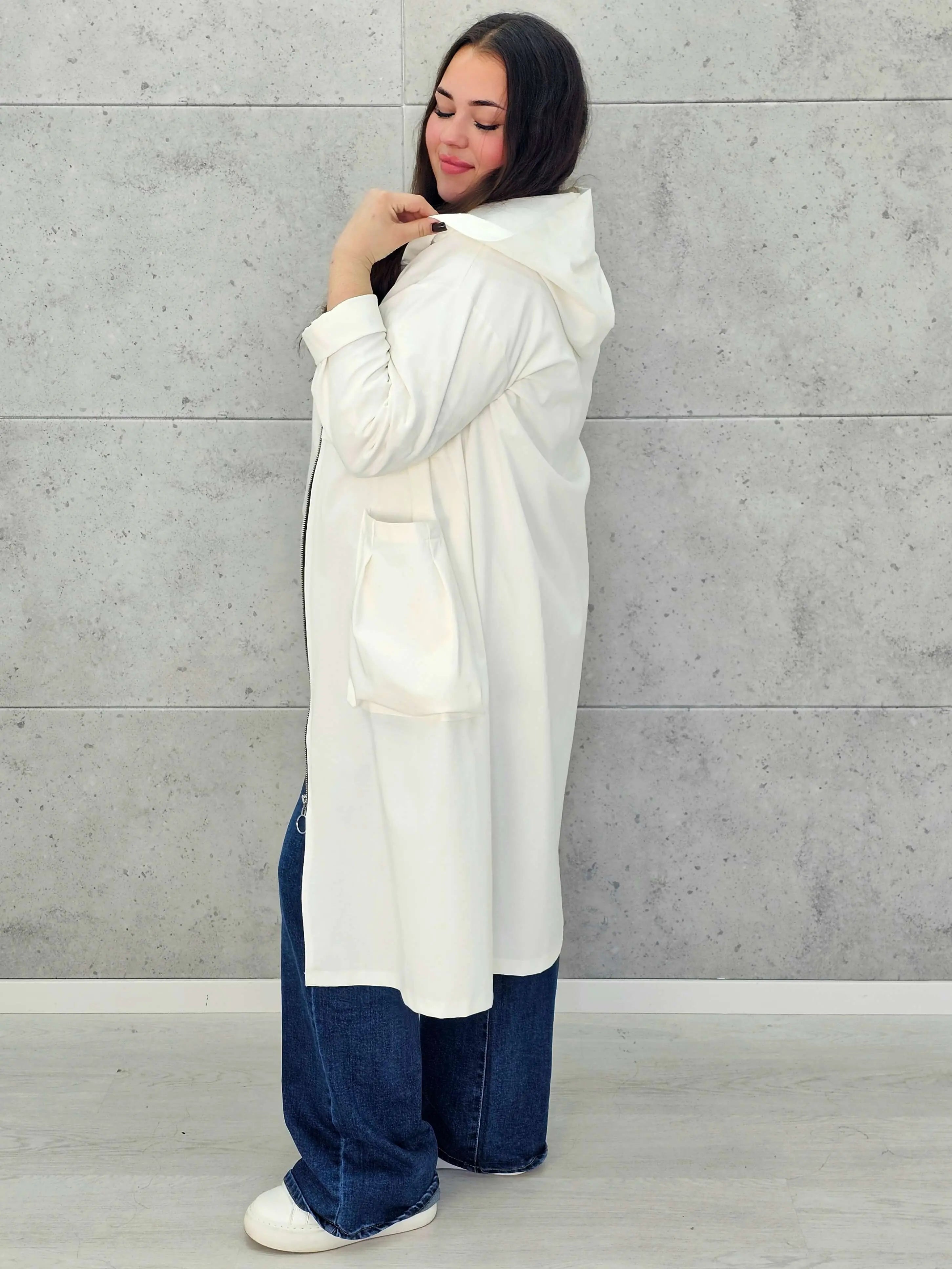 Płaszcz plus size StylowaXL – styl, komfort i kobieca elegancja - Stylowa XL