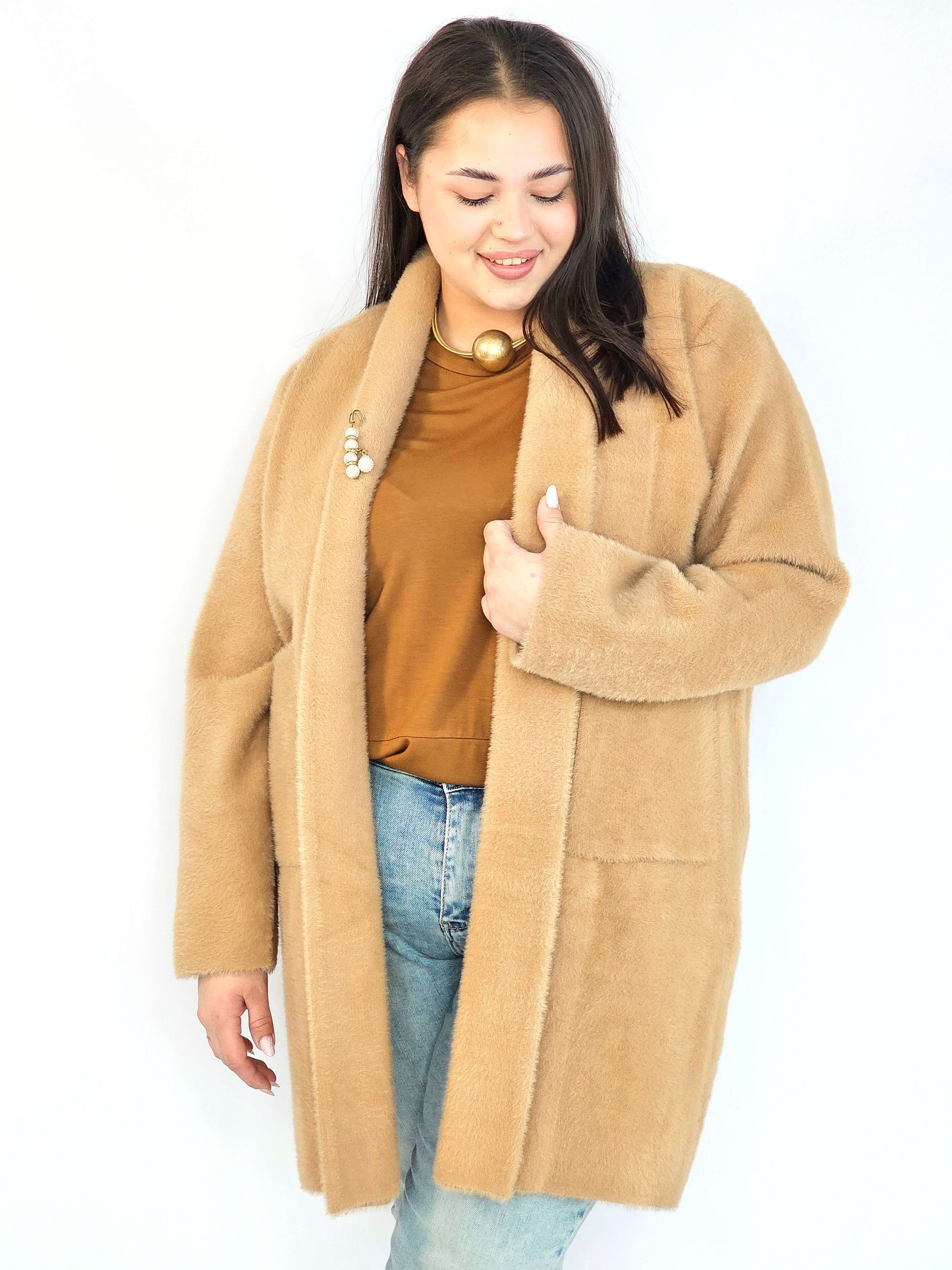 Płaszcz plus size – karmelowy płaszcz XXL alpaka oversize Stylowa XL