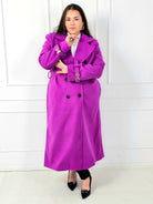 Płaszcz plus size dwurzędowy z paskiem – elegancki płaszcz XXL Stylowa XL