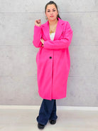 Płaszcz plus size o klasycznym kroju – elegancki model XXL dla kobiet Stylowa XL