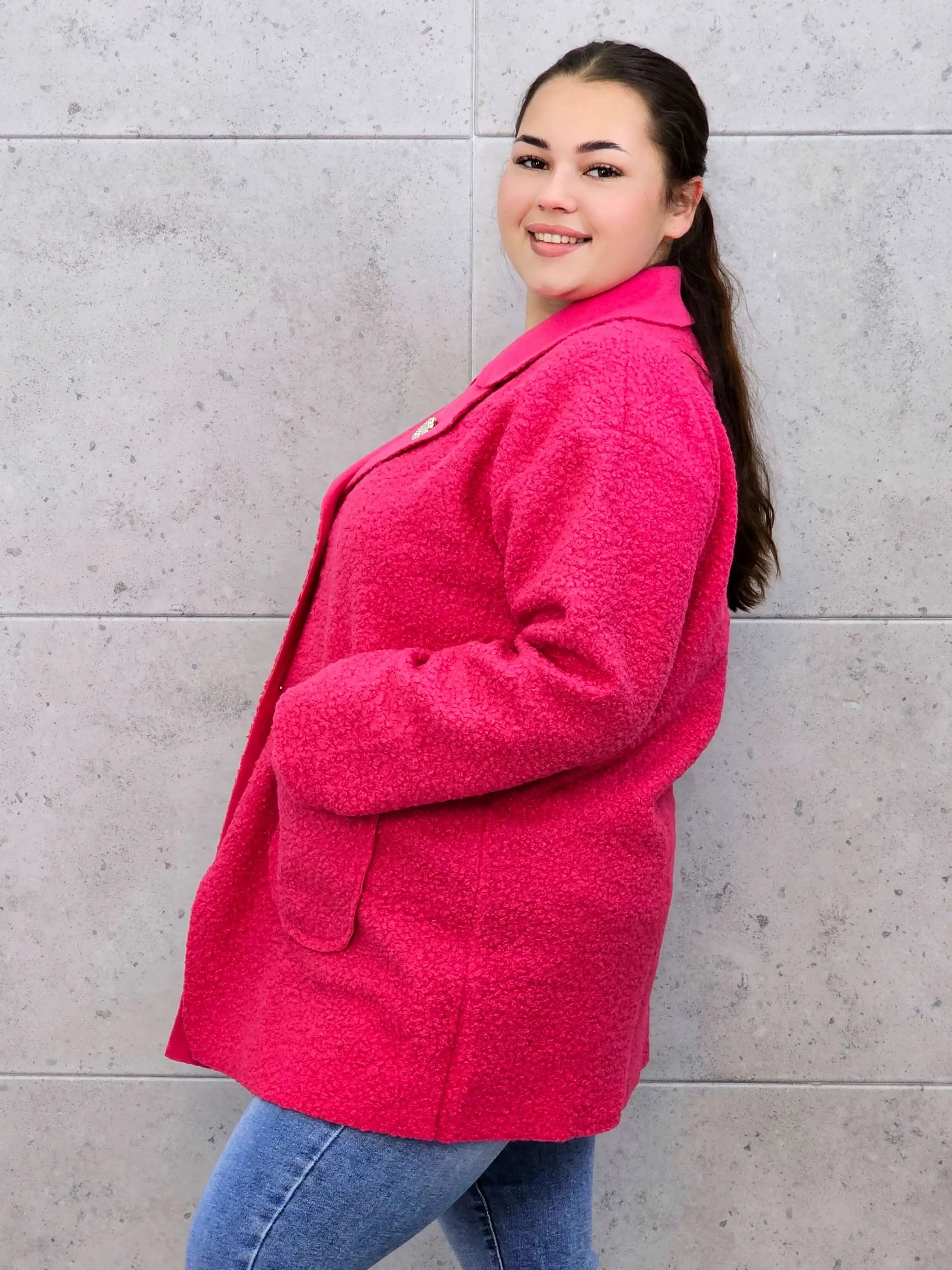 Płaszcz plus size z dużymi kieszeniami – miękki, stylowy, idealny na chłodniejsze dni Stylowa XL