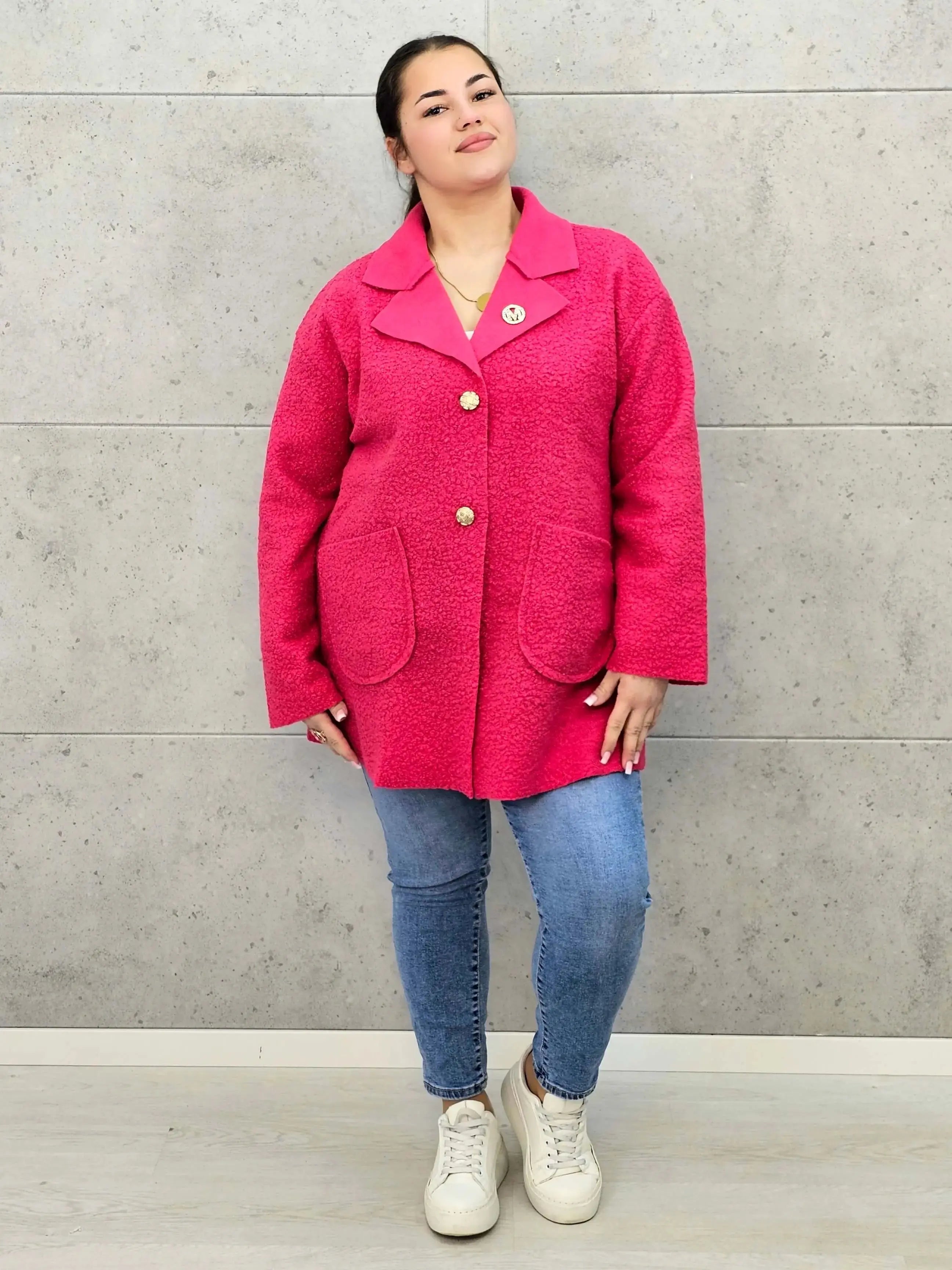 Płaszcz plus size z dużymi kieszeniami – miękki, stylowy, idealny na chłodniejsze dni Stylowa XL