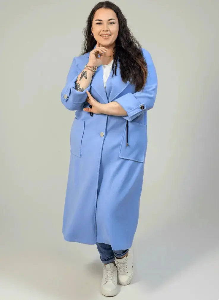 Płaszcz plus size z kieszeniami i regulacją w talii Stylowa XL