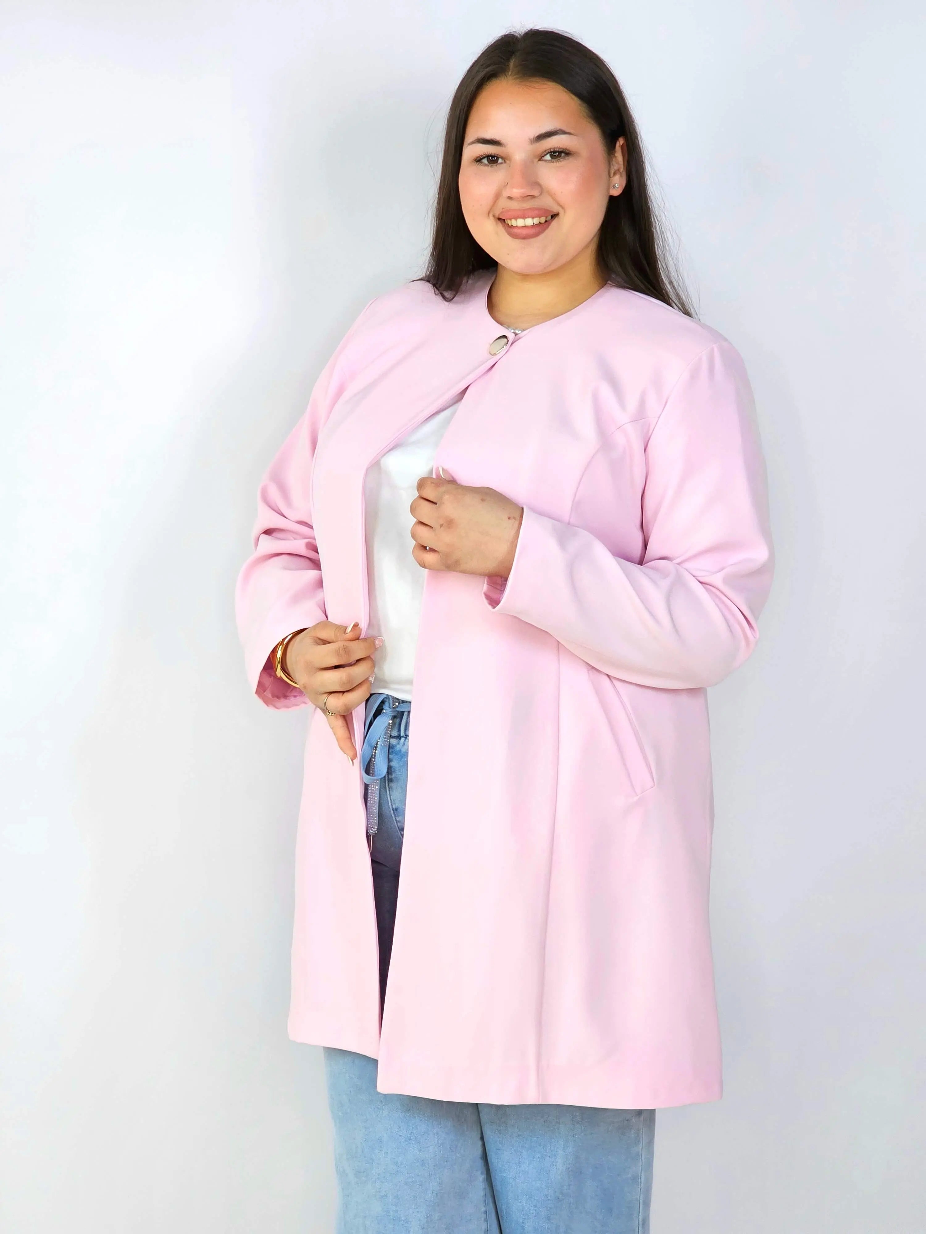 Przedłużana Marynarka Plus Size – Szyk i Komfort w Jednym | StylowaXL Stylowa XL