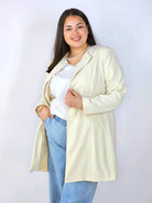 Przedłużana Marynarka Plus Size – Szyk i Komfort w Jednym | StylowaXL Stylowa XL