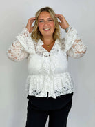Romantyczna bluzka koronkowa Plus Size z wiązaniem i baskinką Stylowa XL