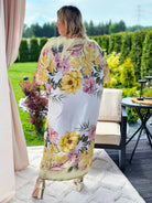 Satynowa sukienka z subtelnym połyskiem w kilku kolorach Stylowa XL