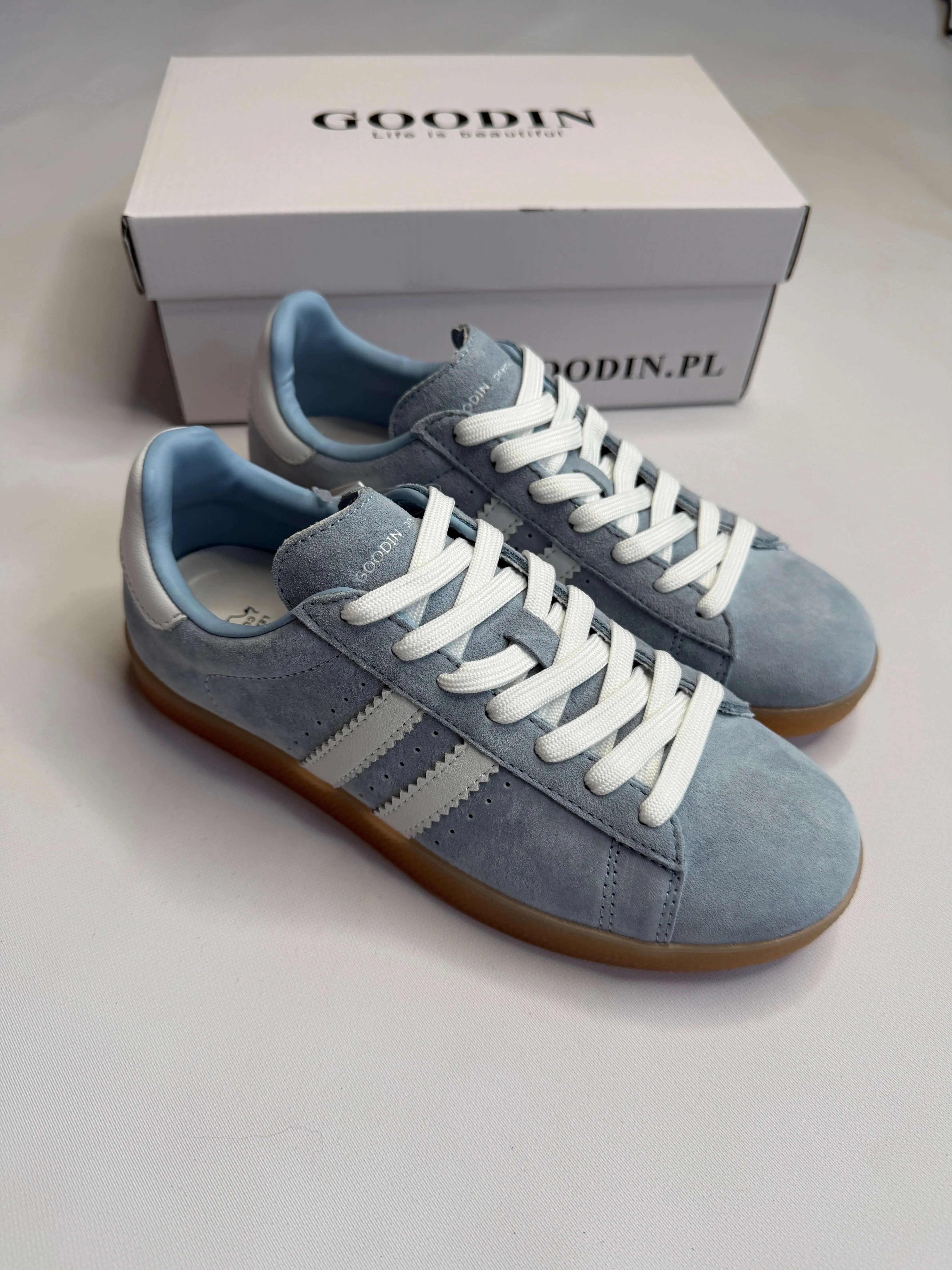 Sneakersy damskie GOODIN błękitne z białymi paskami Stylowa XL