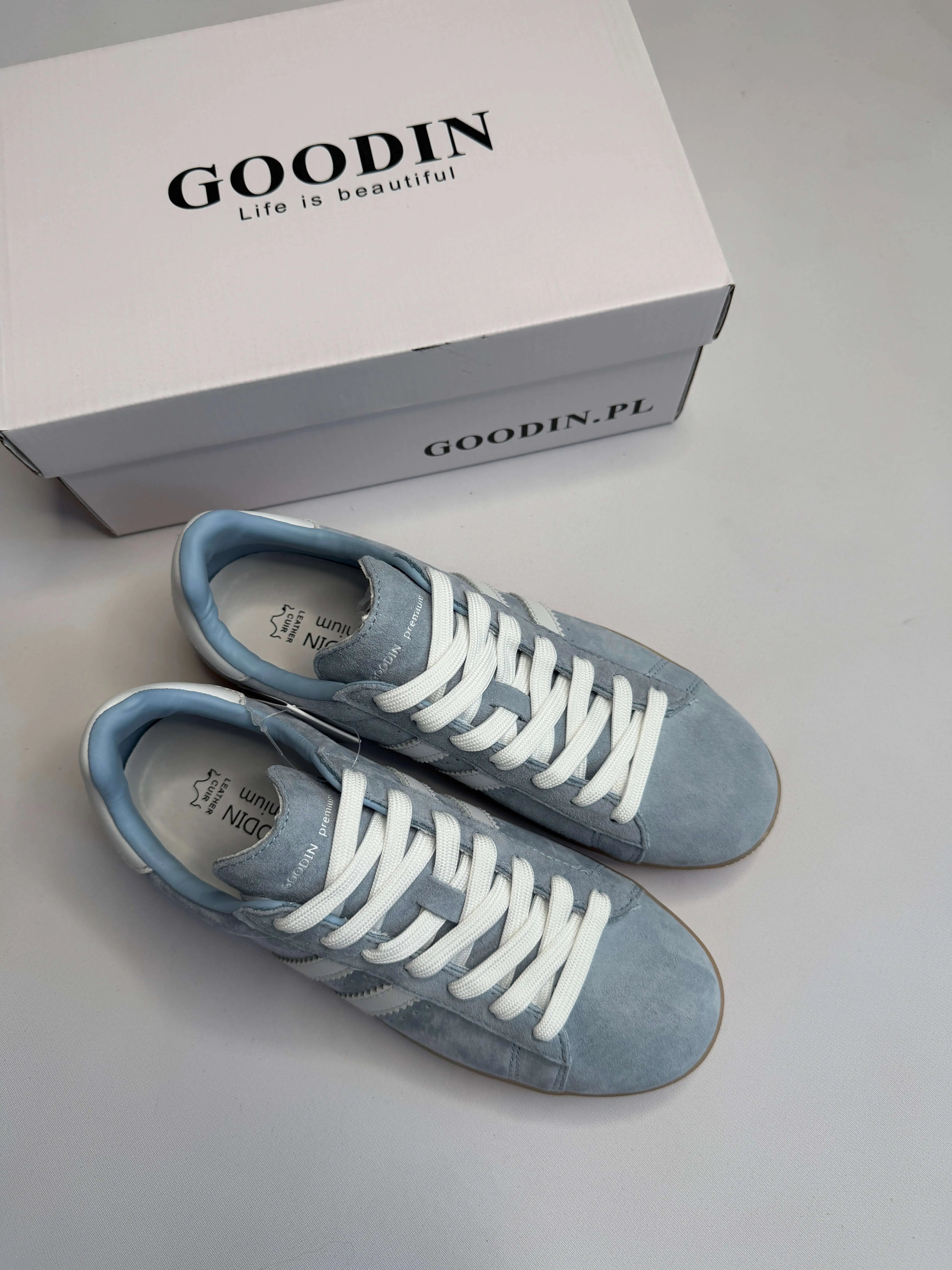 Sneakersy damskie GOODIN błękitne z białymi paskami Stylowa XL