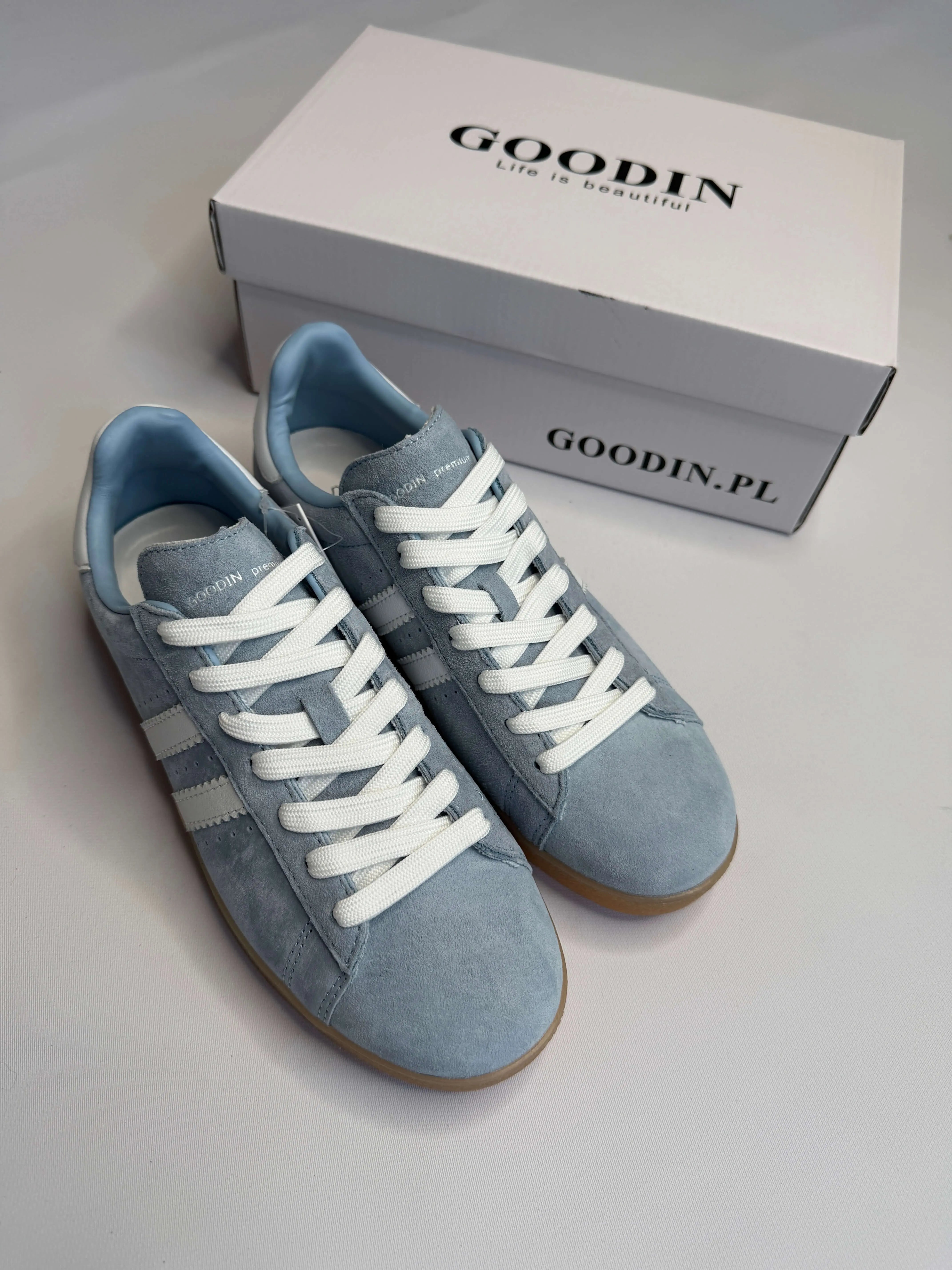 Sneakersy damskie GOODIN błękitne z białymi paskami Stylowa XL