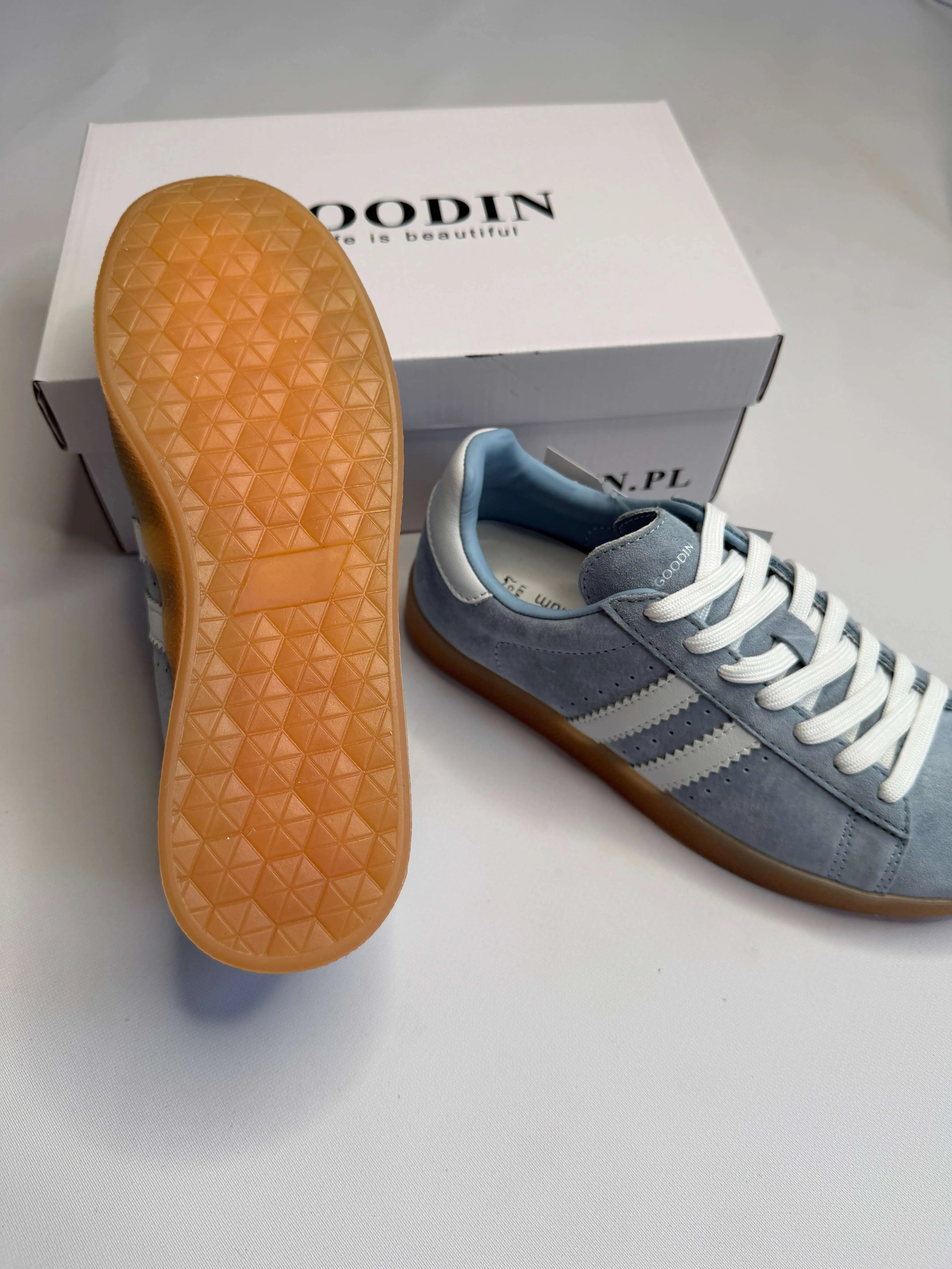 Sneakersy damskie GOODIN błękitne z białymi paskami Stylowa XL