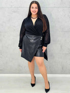 Spodenki plus size ze skórzanym efektem – styl i wygoda w jednym Stylowa XL Stylowa XL