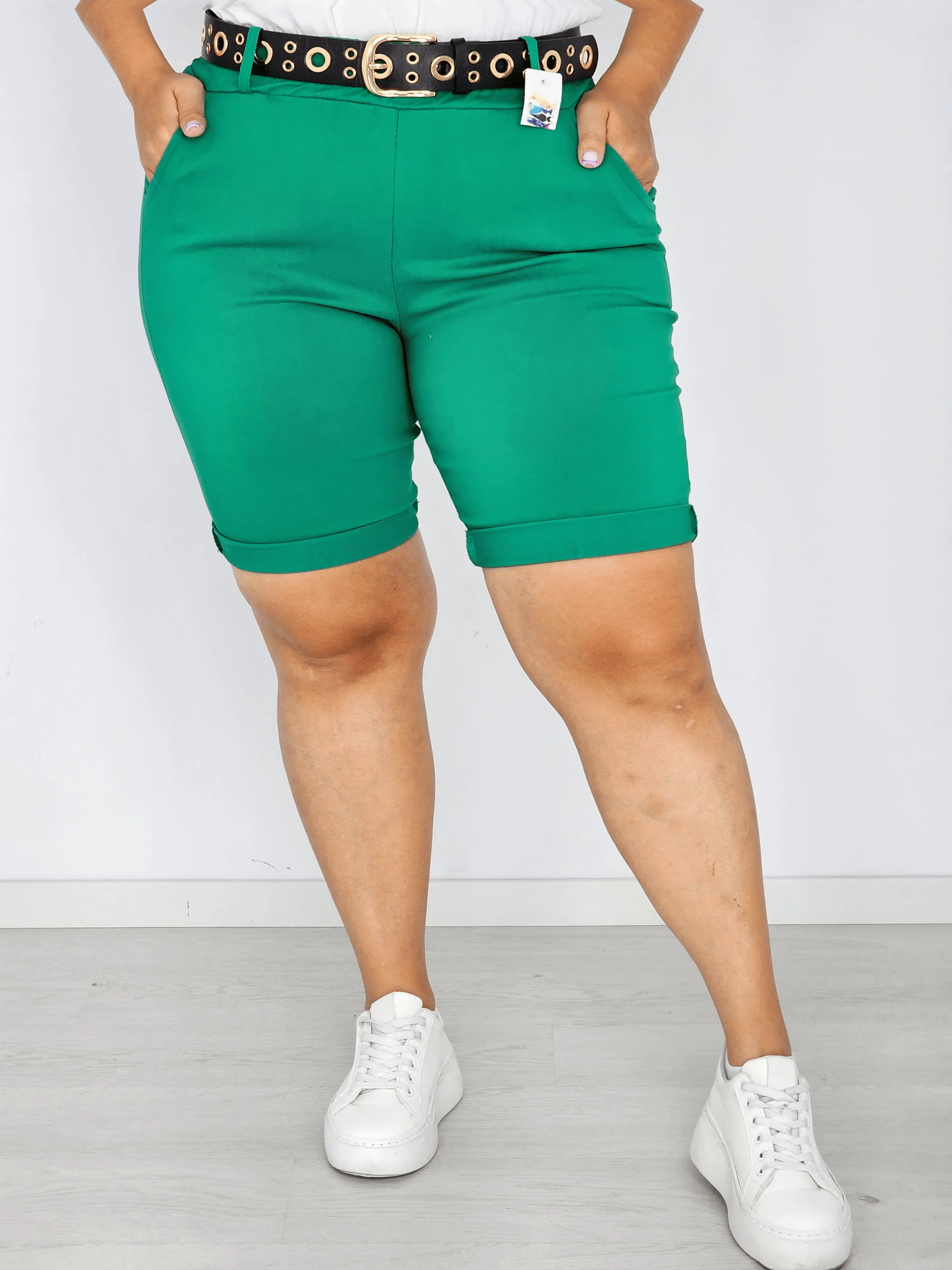 Spodenki z paskiem dostępne w kolorach Stylowa XL