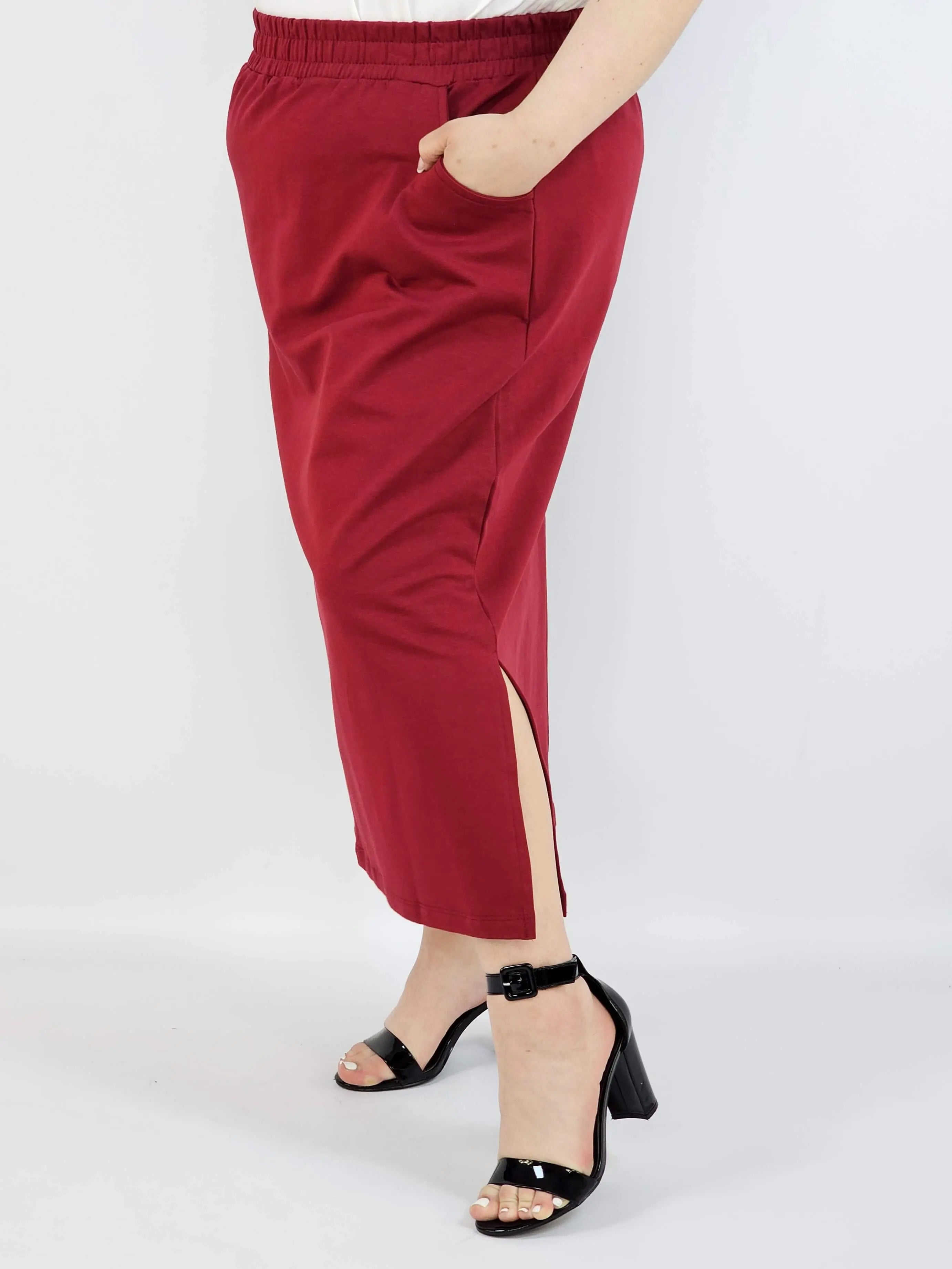Spódnica midi plus size z kieszeniami – stylowa, wygodna i kobieca Stylowa XL
