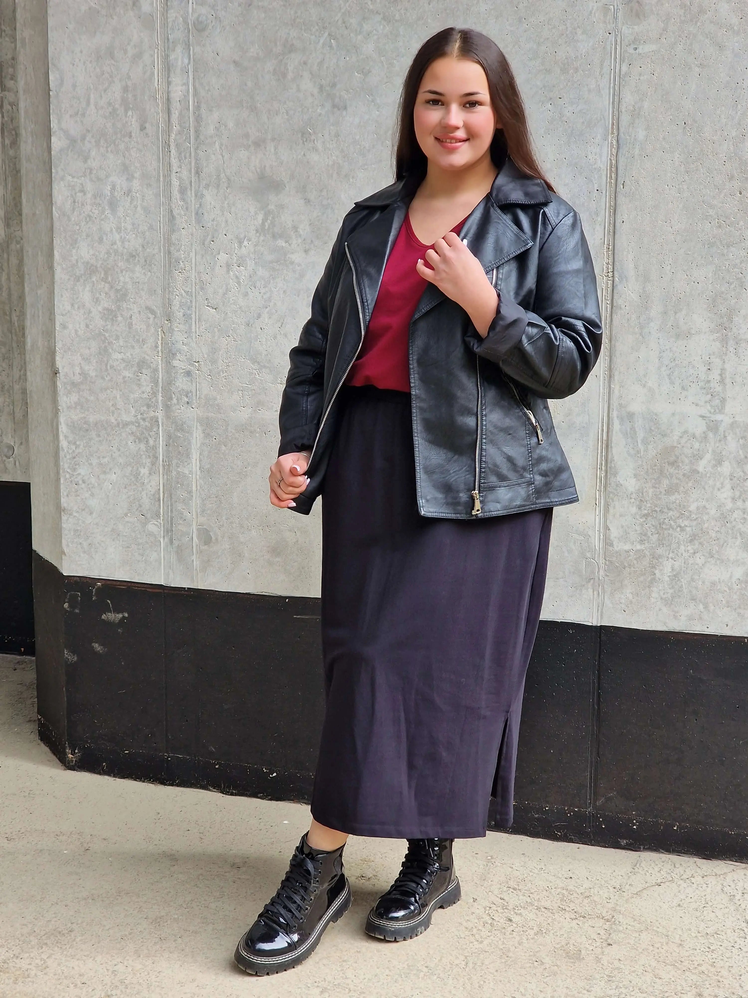 Spódnica midi plus size z kieszeniami – stylowa, wygodna i kobieca Stylowa XL