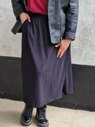 Spódnica midi plus size z kieszeniami – stylowa, wygodna i kobieca Stylowa XL