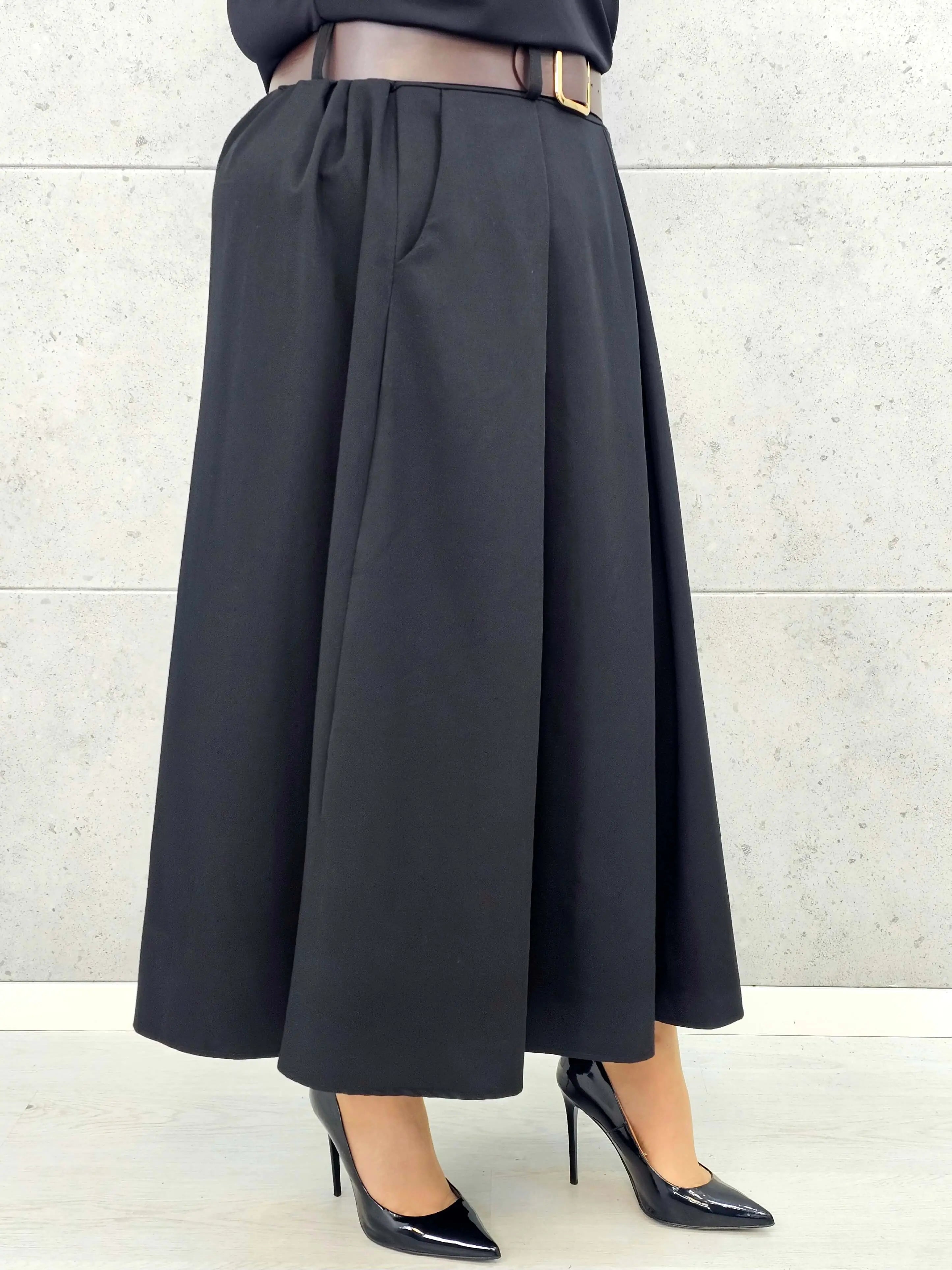 Spódnica plisowana midi StylowaXL – klasyczna elegancja w nowoczesnym wydaniu Stylowa XL