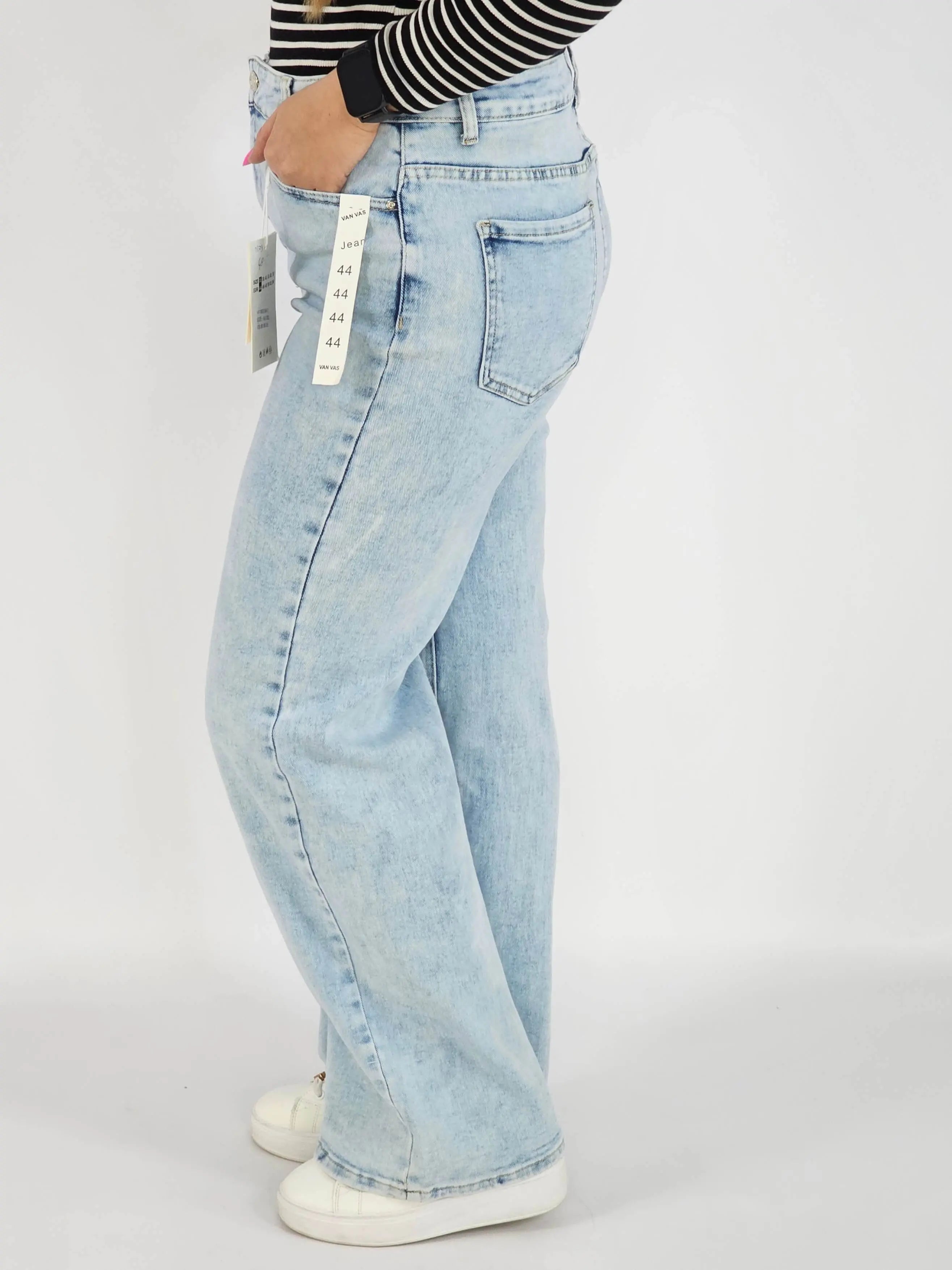 Spodnie Plus Size Jasne Jeansy Damskie – Klasyczne i Wygodne XXL Stylowa XL