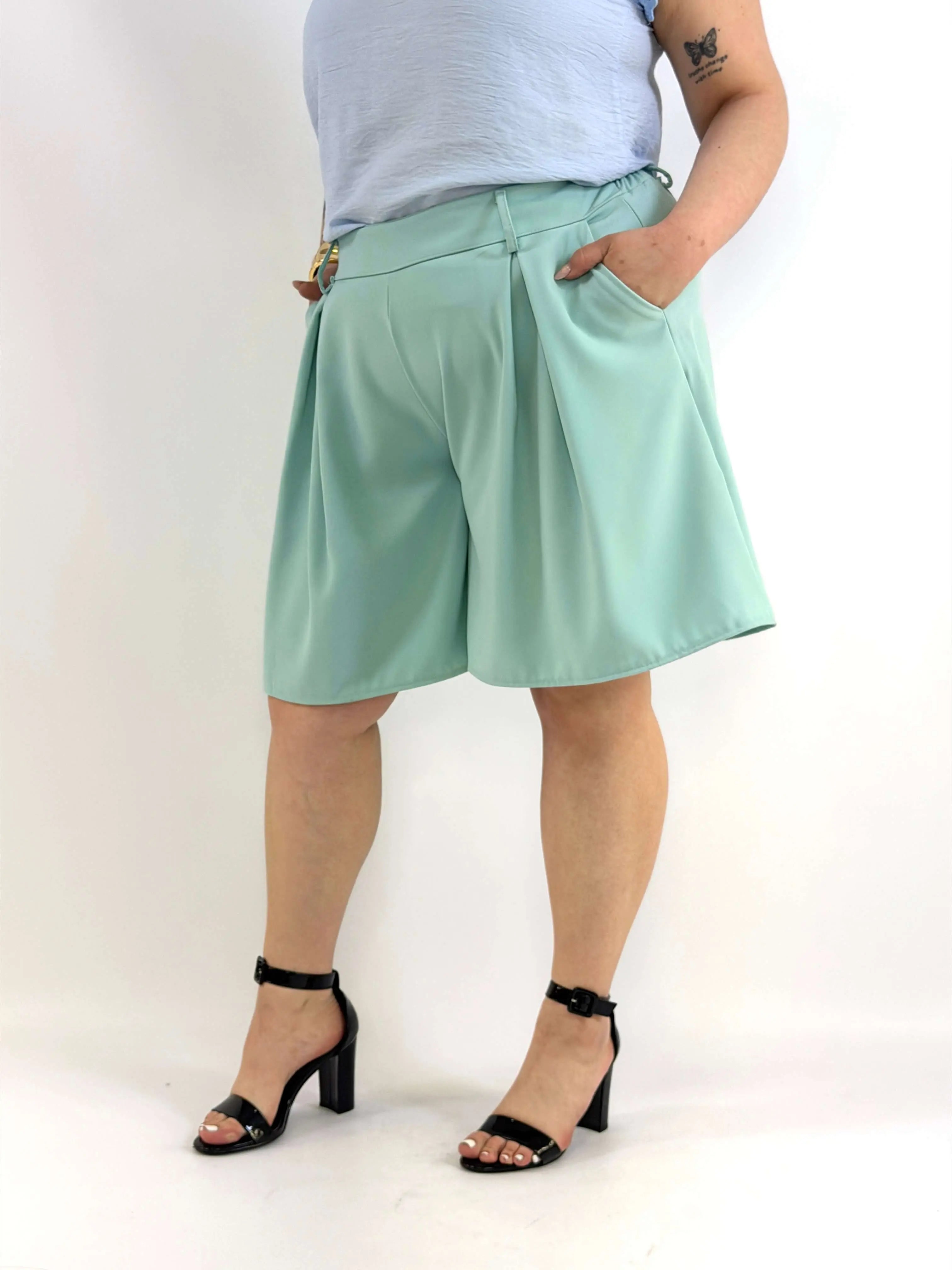 Spodnie Plus Size Krótkie Szerokie Eleganckie Wysoki Stan Stylowa XL