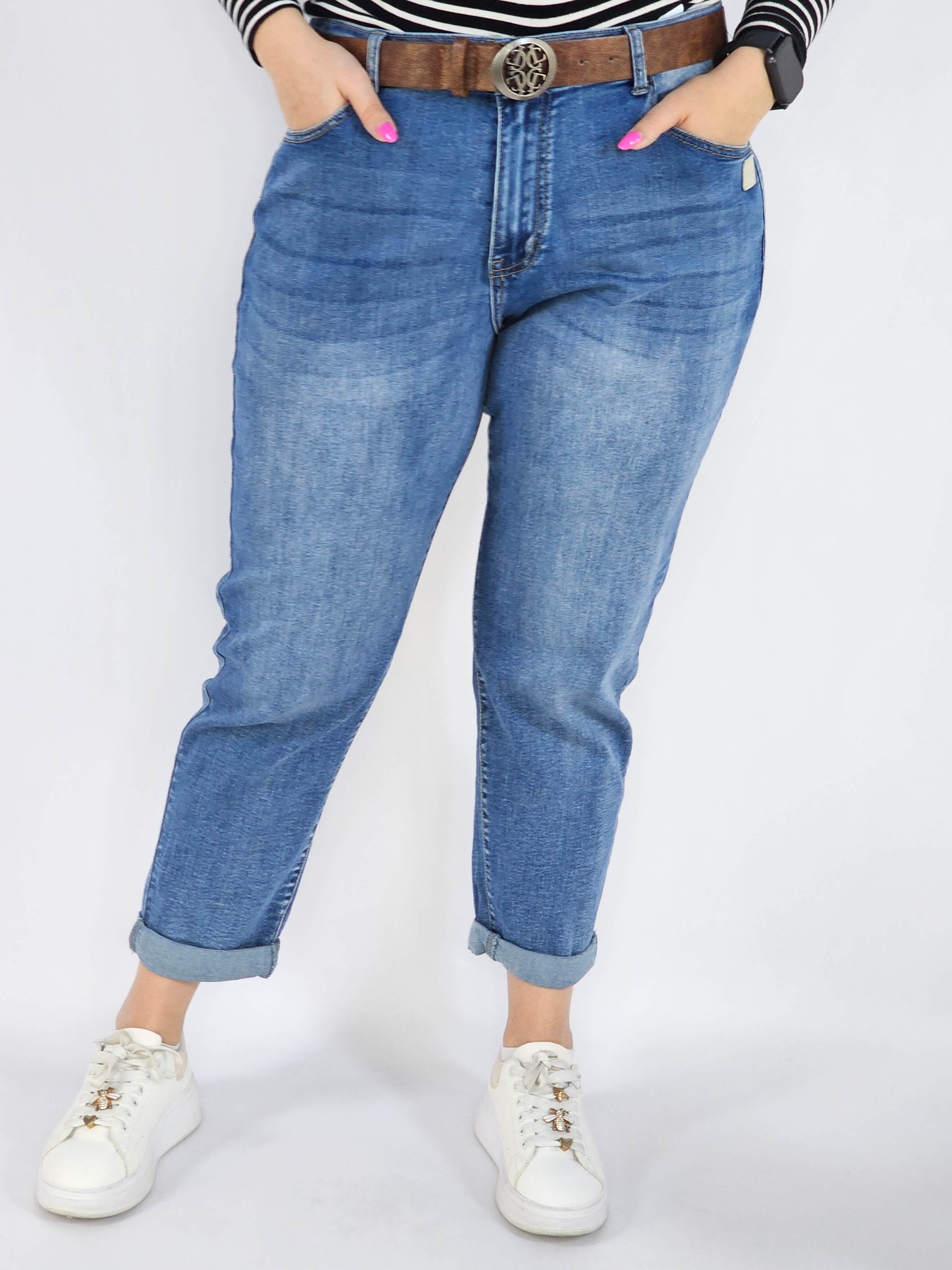 Spodnie Plus Size Niebieskie Jeansy z Paskiem – Klasyczne i Wygodne XXL Stylowa XL