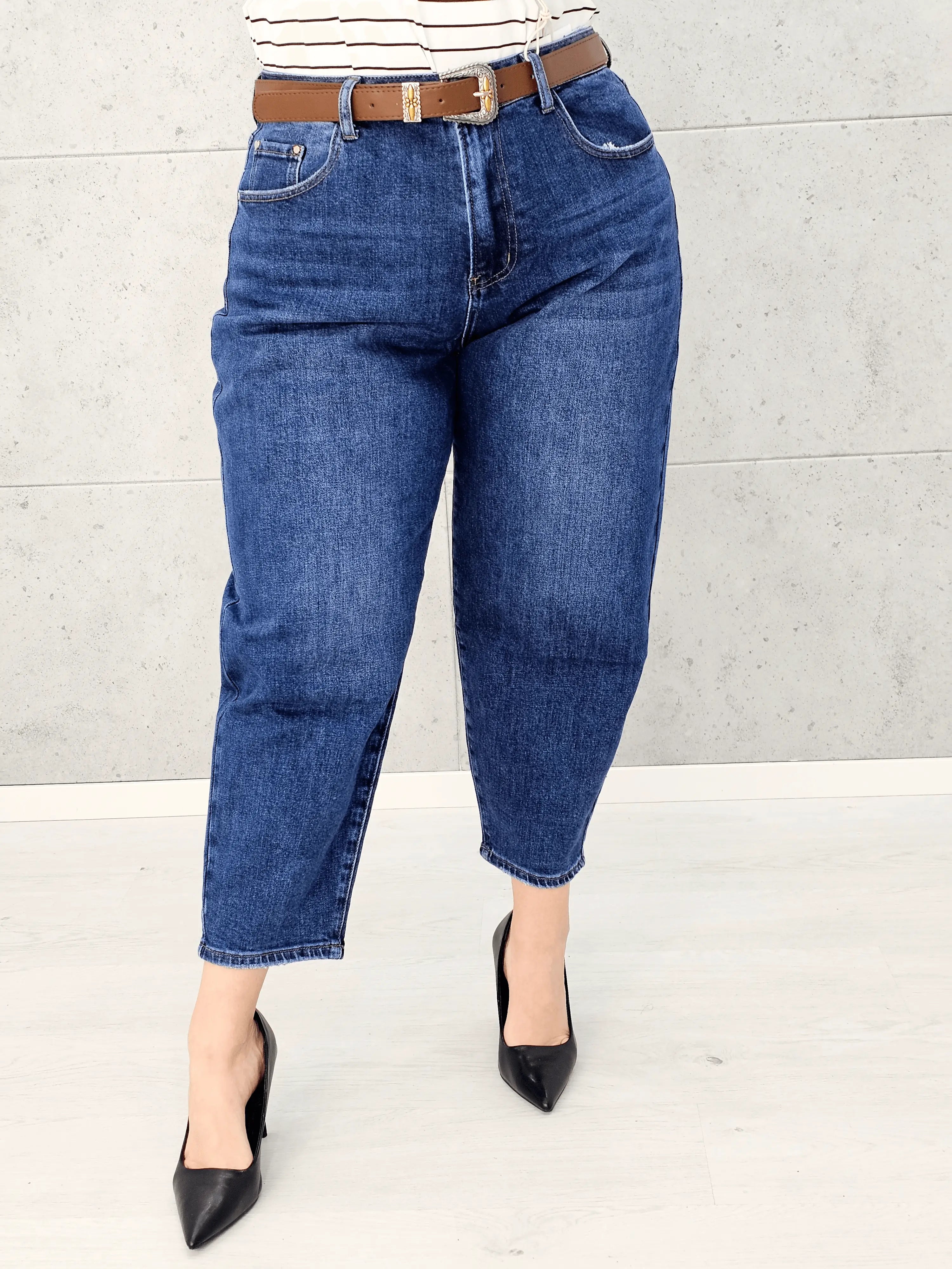 Spodnie jeansowe StylowaXL Mom Fit – klasyczne niebieskie jeansy plus size Stylowa XL