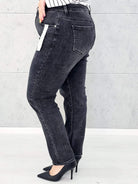 Spodnie jeansowe StylowaXL – klasyka i komfort w modzie plus size Stylowa XL