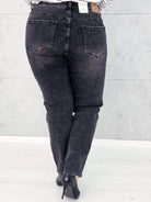 Spodnie jeansowe StylowaXL – klasyka i komfort w modzie plus size Stylowa XL