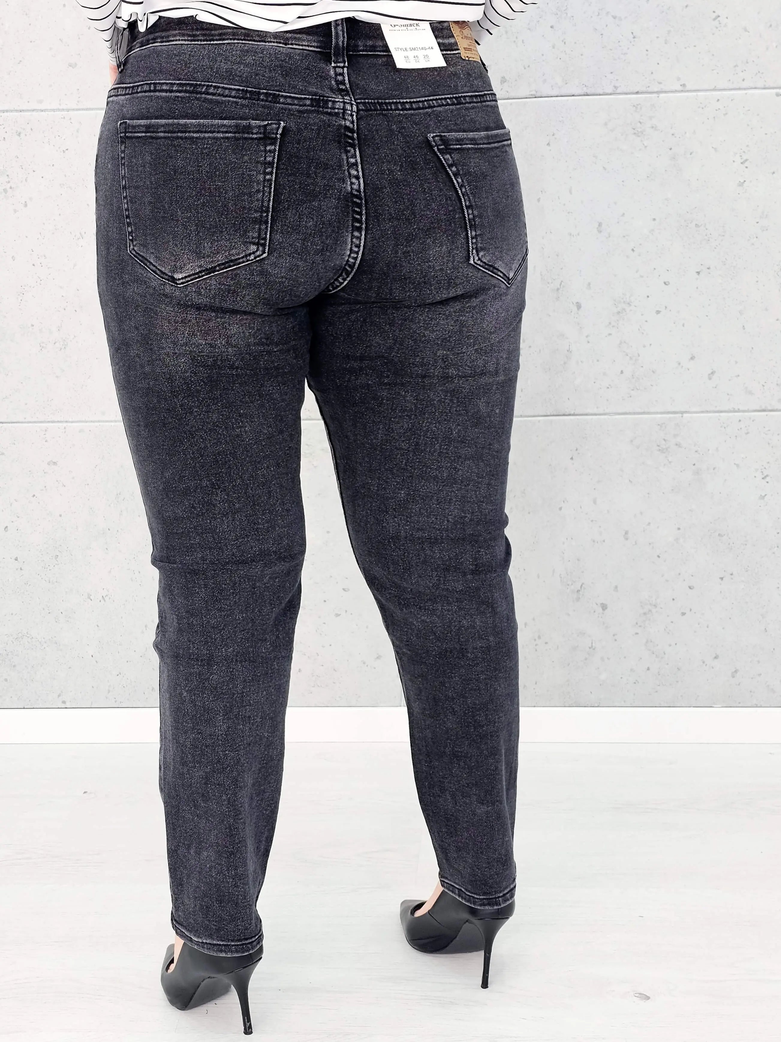 Spodnie jeansowe StylowaXL – klasyka i komfort w modzie plus size Stylowa XL